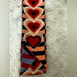 Fendi- Twilly

Extra Long